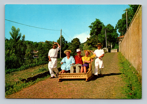 Carro do Monte Hill Cart Toboggan Wagen in Funchal Madeira Portugal postcard