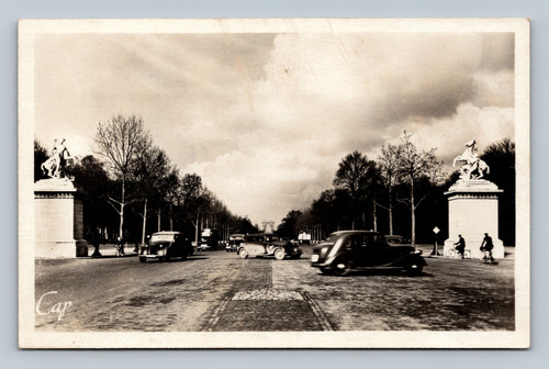 Avenue des Champs-Elysees Paris street scene postcard by C.A.P.