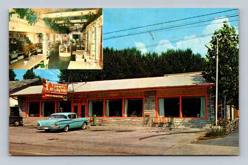 Tommy's Restaurant building and signage in Gatlinburg Tennessee postcard