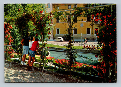 Giardino Ricasoli garden detail in Udine Italy postcard