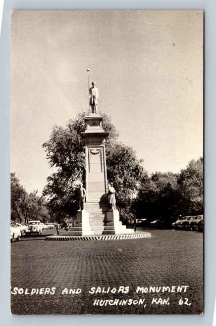 Soldiers and Sailors Monument in Hutchinson Kansas