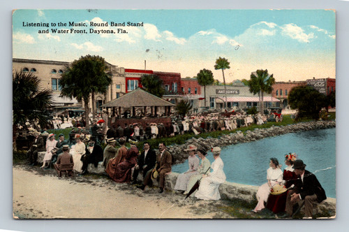 Listening to the Music at Round Band Stand and Water Front Daytona Fla postcard