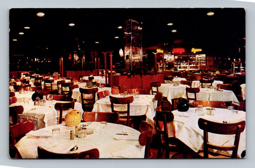 Mike Lyman's Flight Deck Restaurant at Los Angeles Airport with runway views