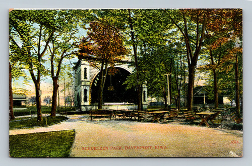 Schuetzen Park in Davenport Iowa vintage postcard