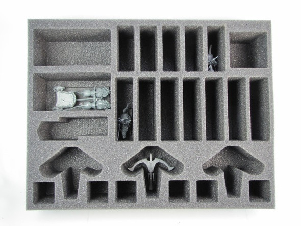 Models pictured are for size comparison only. They are the personal property of Battle Foam employees and are not included with the purchase of this tray. The fit of the models are not endorsed or affiliated with Games Workshop Limited in any way.