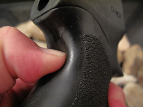 Hogue Fits Mossberg 500 590 835 Pistol Grip BRAND NEW Rubber Overmold