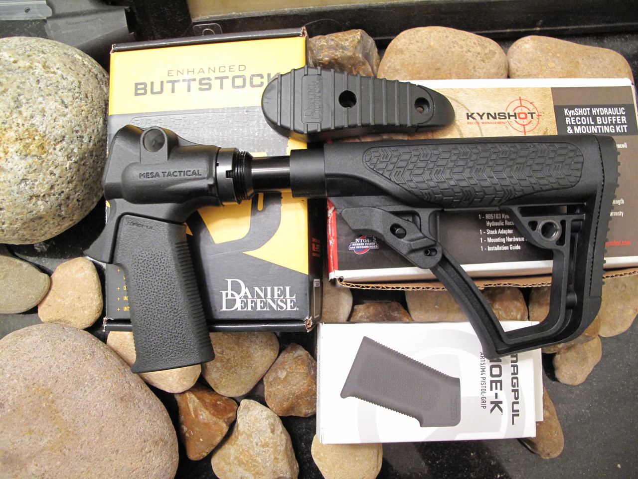 ア*ー様 ballistics h&o brunt カスタムギアセット KYNSHOT Recoil REDUCING Mossberg 500 Daniel Defense + Magpul +