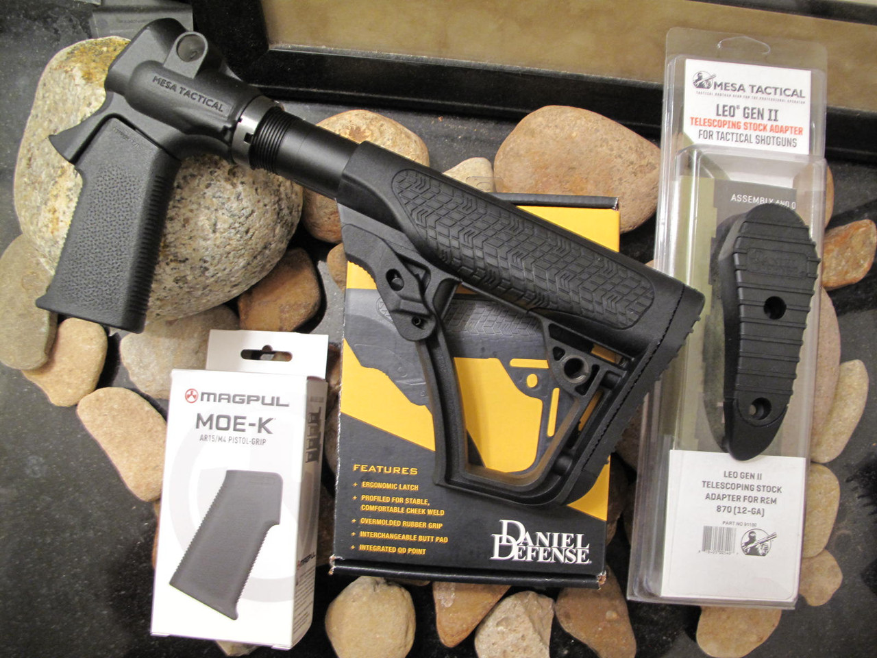 Mossberg Shockwave Daniel Defense + Magpul + Mesa + Stock PISTOL