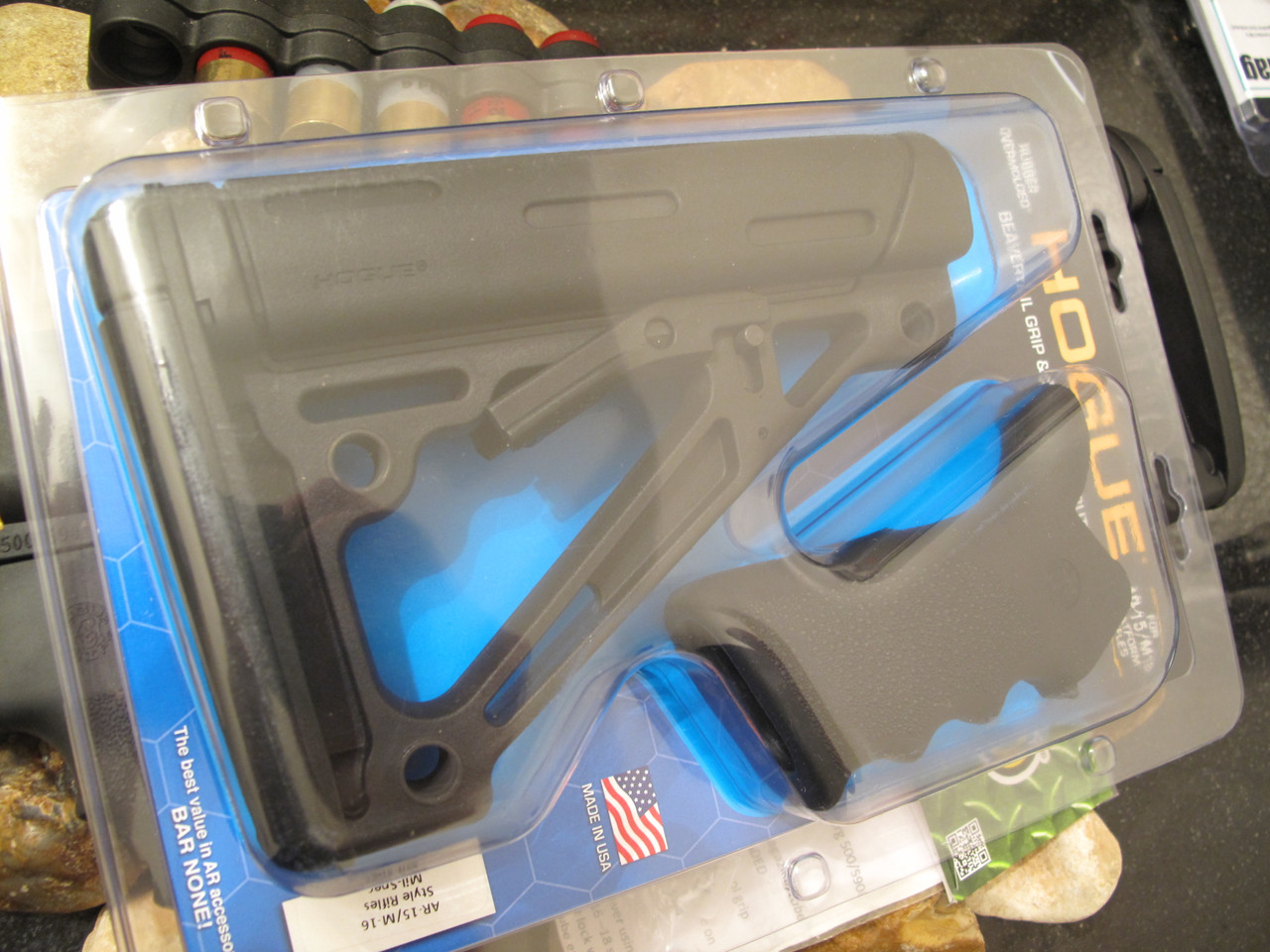 Poignée Hogue Pour Remington 870 Calibre 12 – Dresser Grip Avec Longuesse – Dark Earth #08315