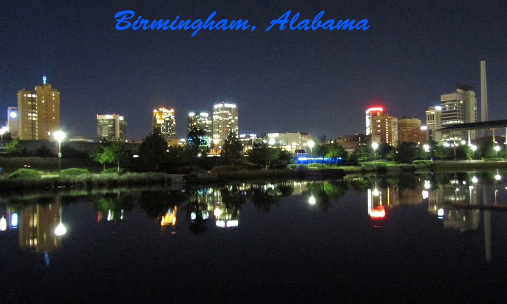 Alabama souvenir magnet featuring view of Railroad Park
