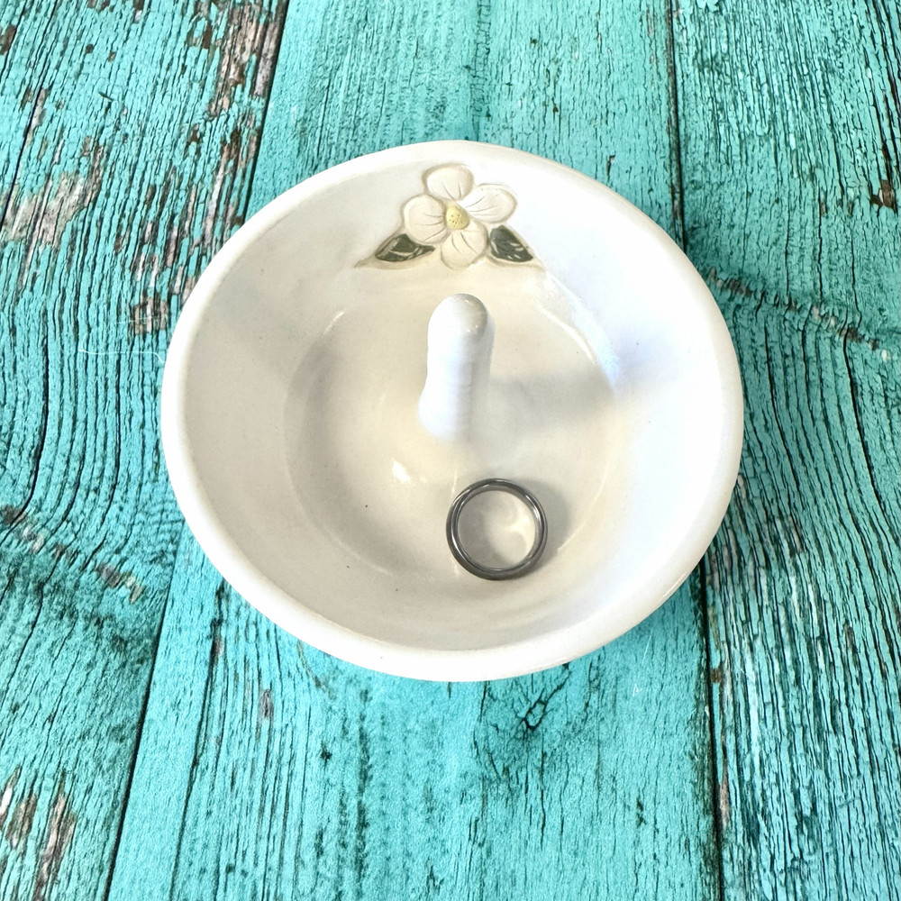Ceramic Dogwood Ring Dish