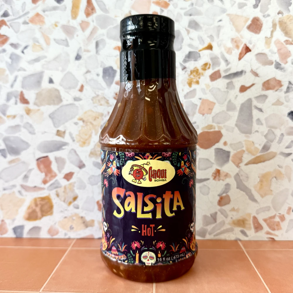 hot salsa 16 oz jar with tomatoes and peppers, spicy gourmet salsa for chips tacos and grilling, gift for salsa lovers