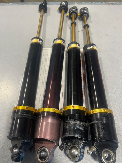 Non Wing Sprint Car Shock Set Non Wing Sprint Car Shock Set