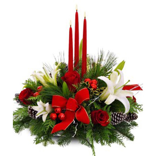 TRIPLE CANDLE HOLIDAY CENTERPIECE TRIPLE CANDLE HOLIDAY CENTERPIECE