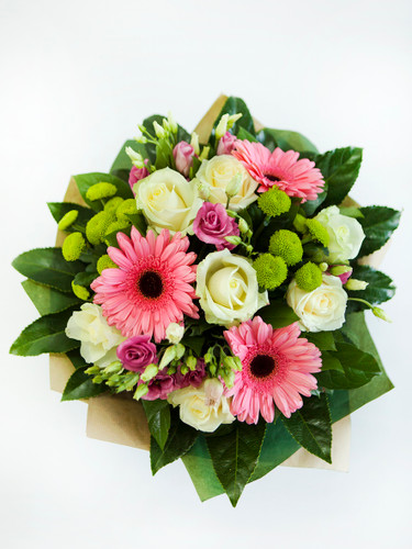 White Daisy, Roses & Pink Lisianthus