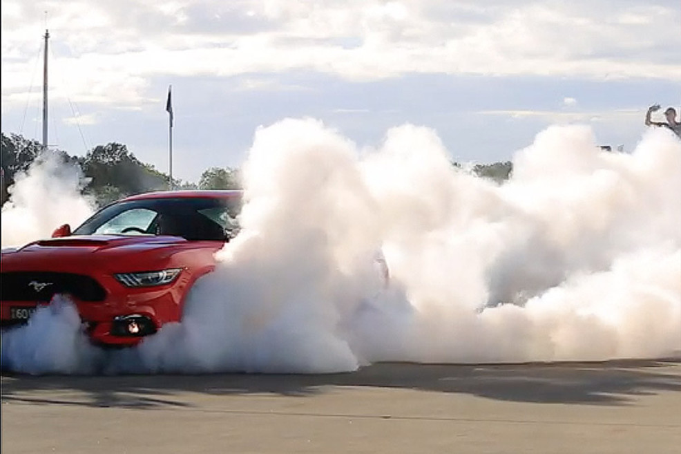 Can a Russell Ingall’s Herrod Equipped Mustang pull a boat? Lets find out! Can a Russell Ingall’s Herrod Equipped Mustang pull a boat? Lets find out!