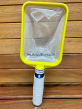 Skimmie Scoop - Handheld skimmer with in spa storage