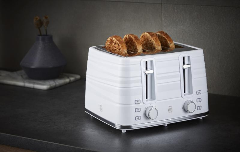 Swan 1600W 4Slice Symphony Toaster White Cut Price Kitchens