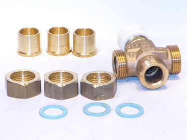 Honeywell V135A1006 3Way Valve Body,3/4"Fem.Swt Unio Honeywell V135A1006 3Way Valve Body,3/4"Fem.Swt Unio