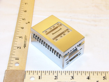 Honeywell 14004406-111 Satin Chrome Cover,60/90F,Vert.