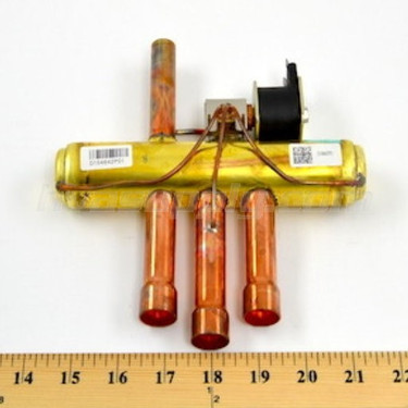 Trane VAL8882 4Ton Reversing Vlv w/ 24V Coil