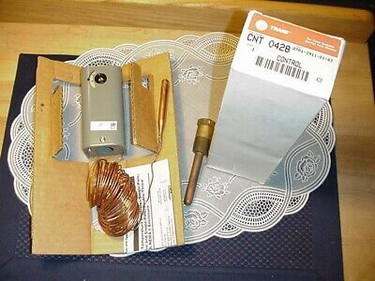 Trane CNT0428 20/80F SPST Cntrl W/Well & Cap