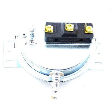 Cleveland Controls RFS-4100-040 .15-5"wc AdjustablePressureSw