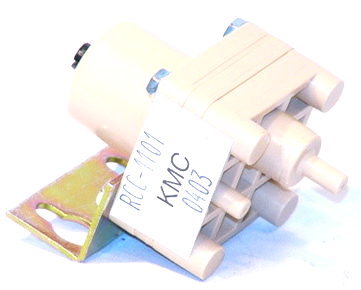 KMC Controls RCC-1101 REVERSING RELAY,9#  W/BRACKET