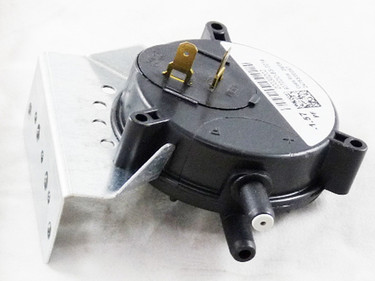 Lennox 14A53  .40/.70 2 Stage PressureSwitch