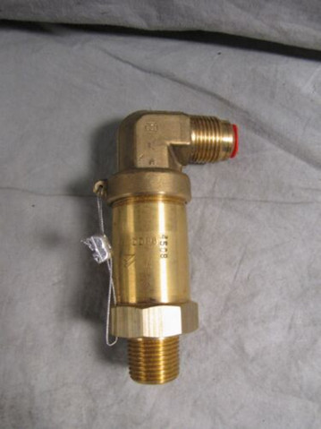 Mueller Industries AD15514  235# 1/2x5/8 ANG NPTFE-Flr PRV