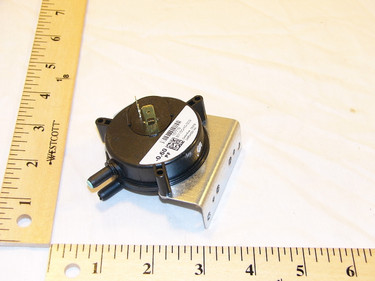 York Controls S1-024-35308-000 0.60"WC SPST Pressure Switch