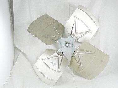 York Controls S1-026-31441-000 24" CW 4 Blade Fan; 5/8"Bore