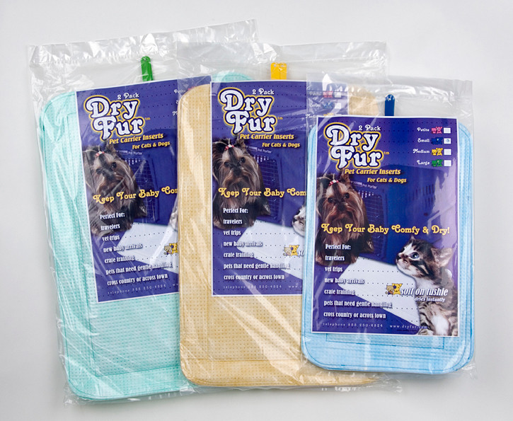 DryFur Pet Carrier Absorbent Travel Pads Locks away wetness