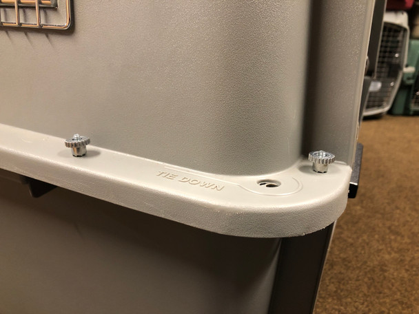 view installed onto a vari kennel