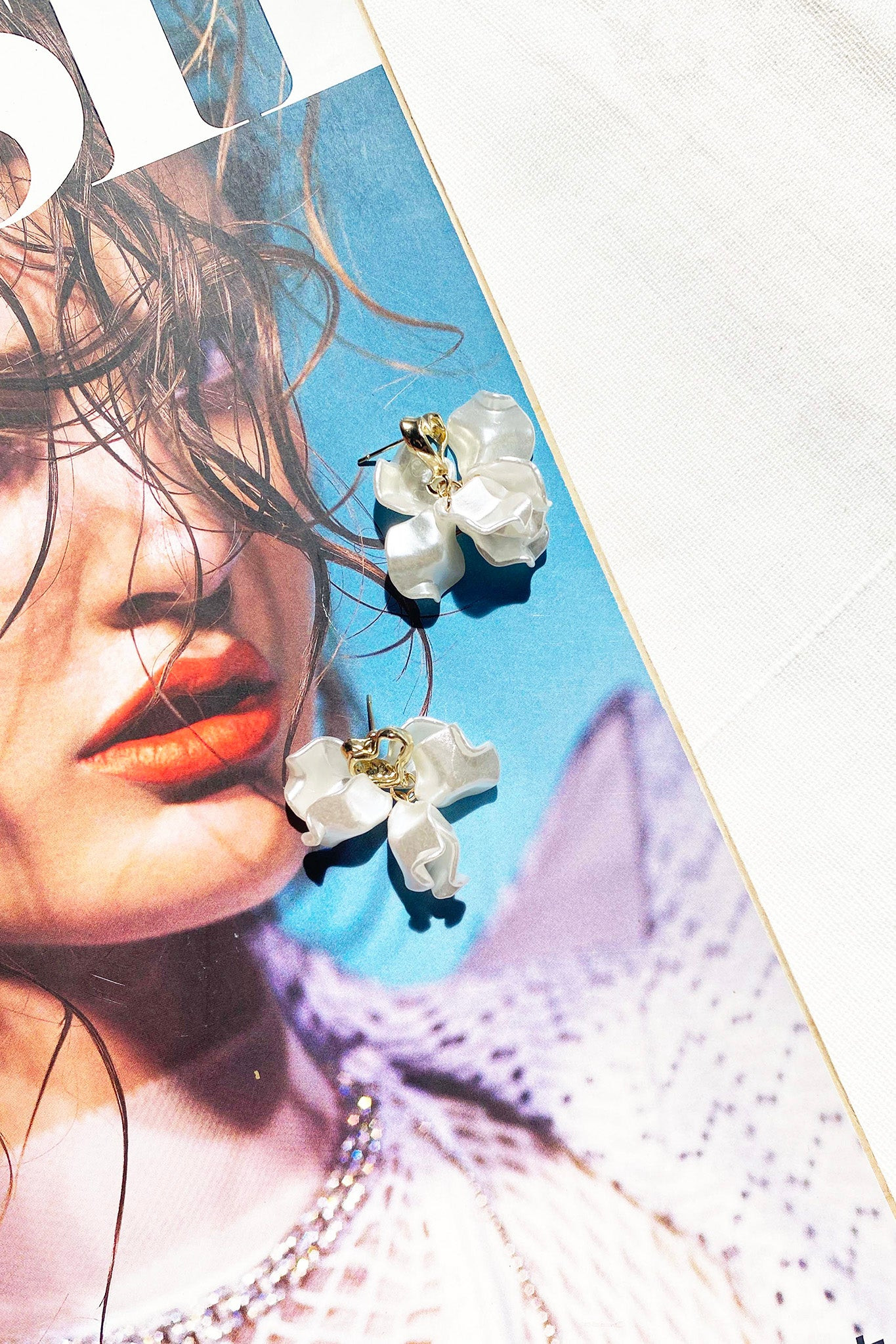 Magnolia White Earrings - White | Sage and Paige AUS.