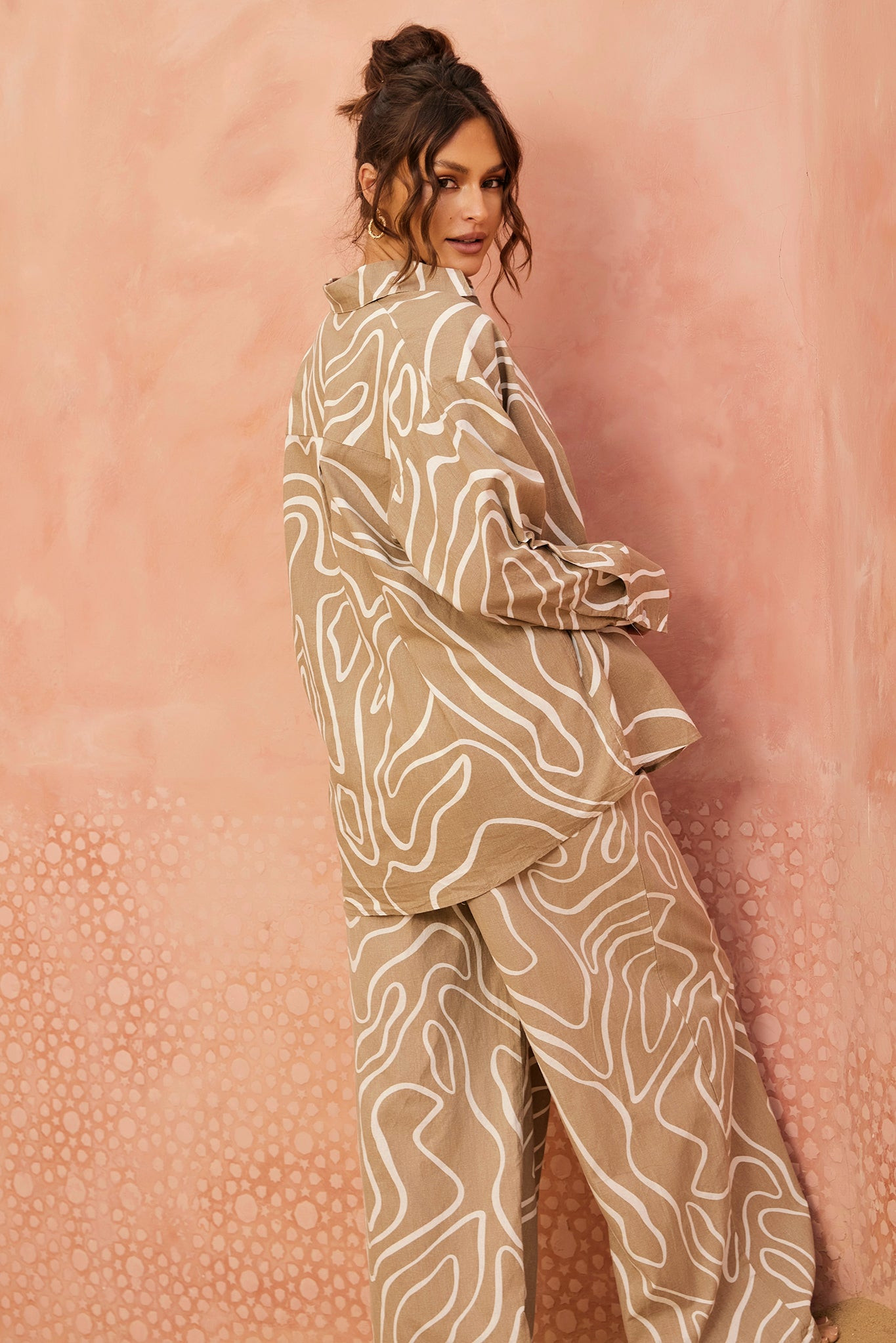 Sunlights In Capri Shirt - Beige | Sage and Paige AUS.