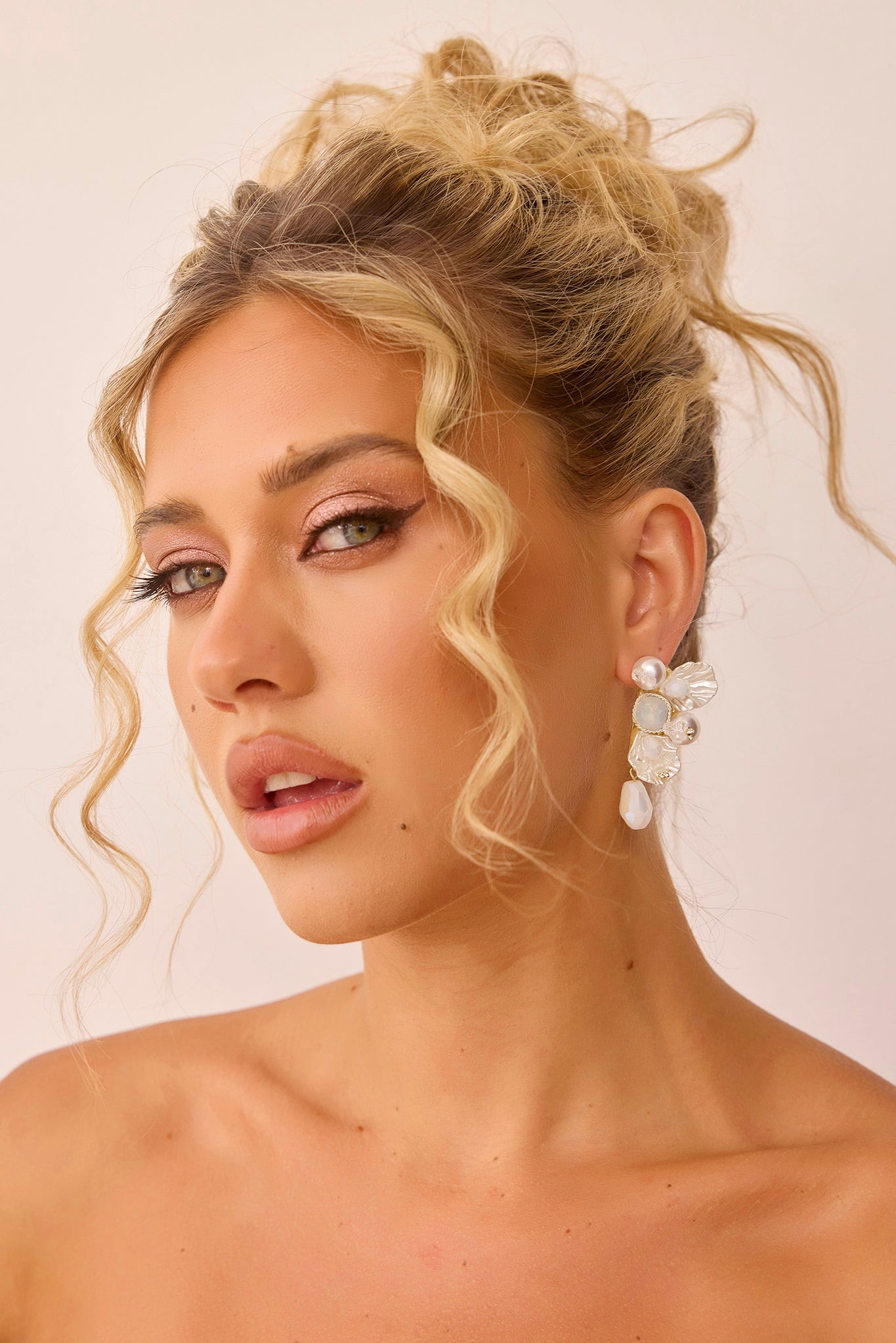Ena Earrings - White | Sage and Paige AUS.