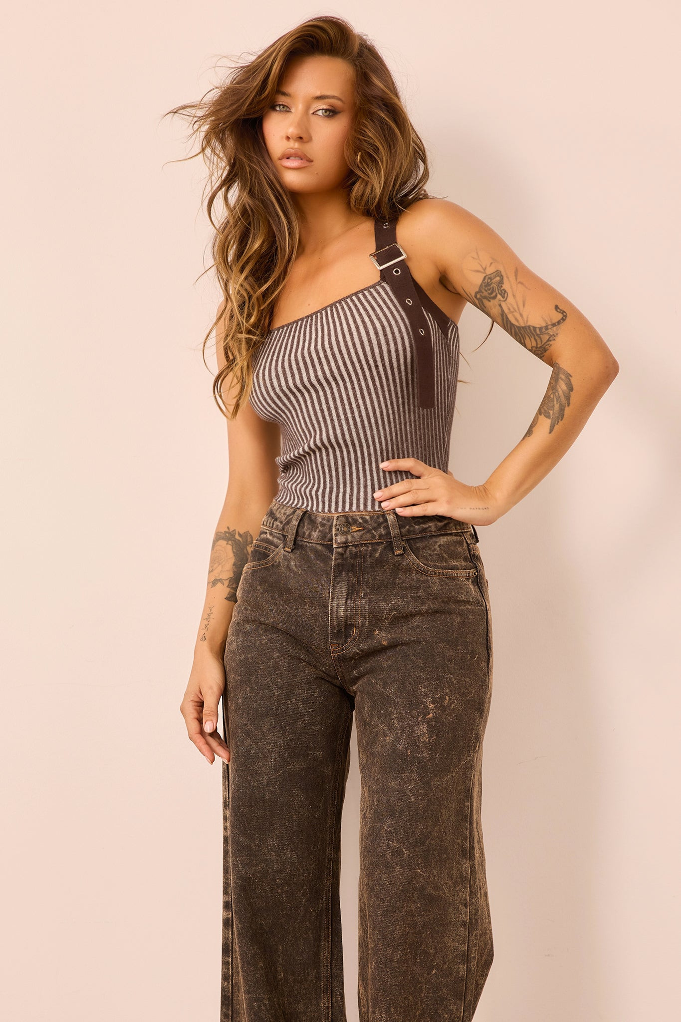 Strapline Knit Crop Top - Chocolate