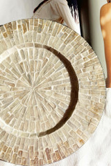 Free Jona Decorative Plate - White | Sage and Paige AUS.