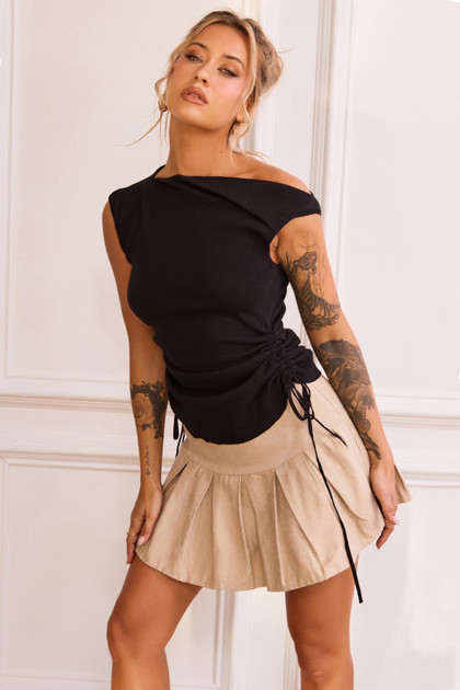 Eyes On Me Knit Top - Black