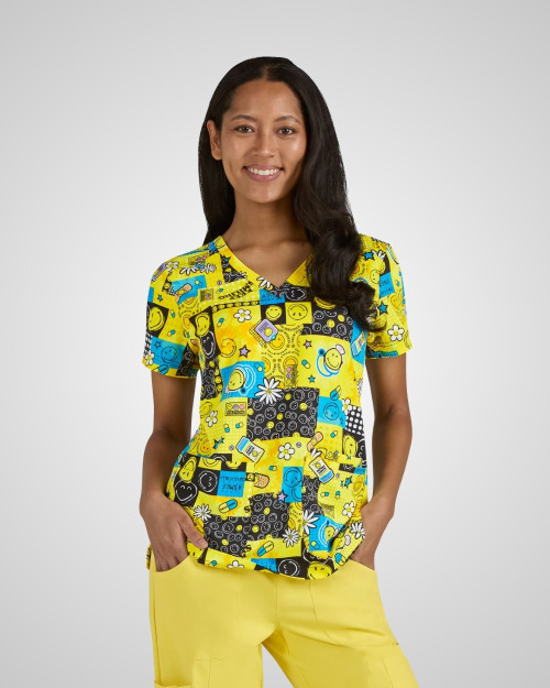 Koi - Women's Print Scrub Top - Keep Smiling