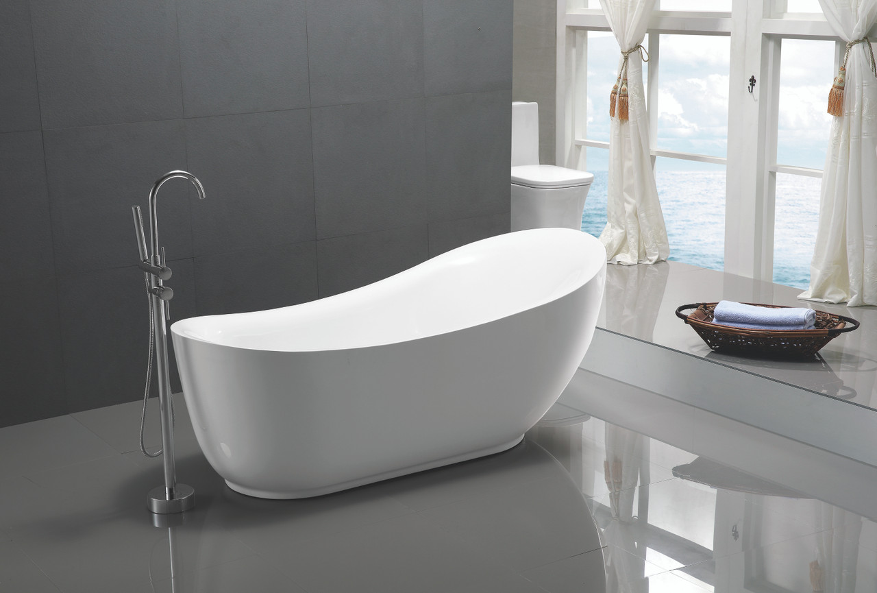 soaking tub