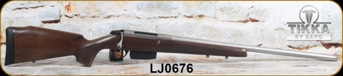 Tikka - 22-250Rem - T3x Varmint Hunter Stainless - Walnut stock/Satin Stainless, 23.7"Threaded(MT18x1)Heavy Barrel, 1:8"Twist, 5rd Magazine, Mfg# TFTT1319A10C8G0, S/N LJ0676