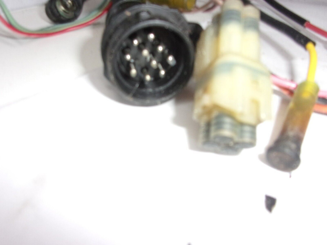 Mercury Engine Wiring Harness 8042903  '02 75-90hp
