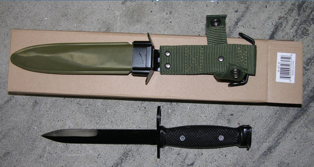 M-16 Bayonet W/ Sheath (Black Blade)