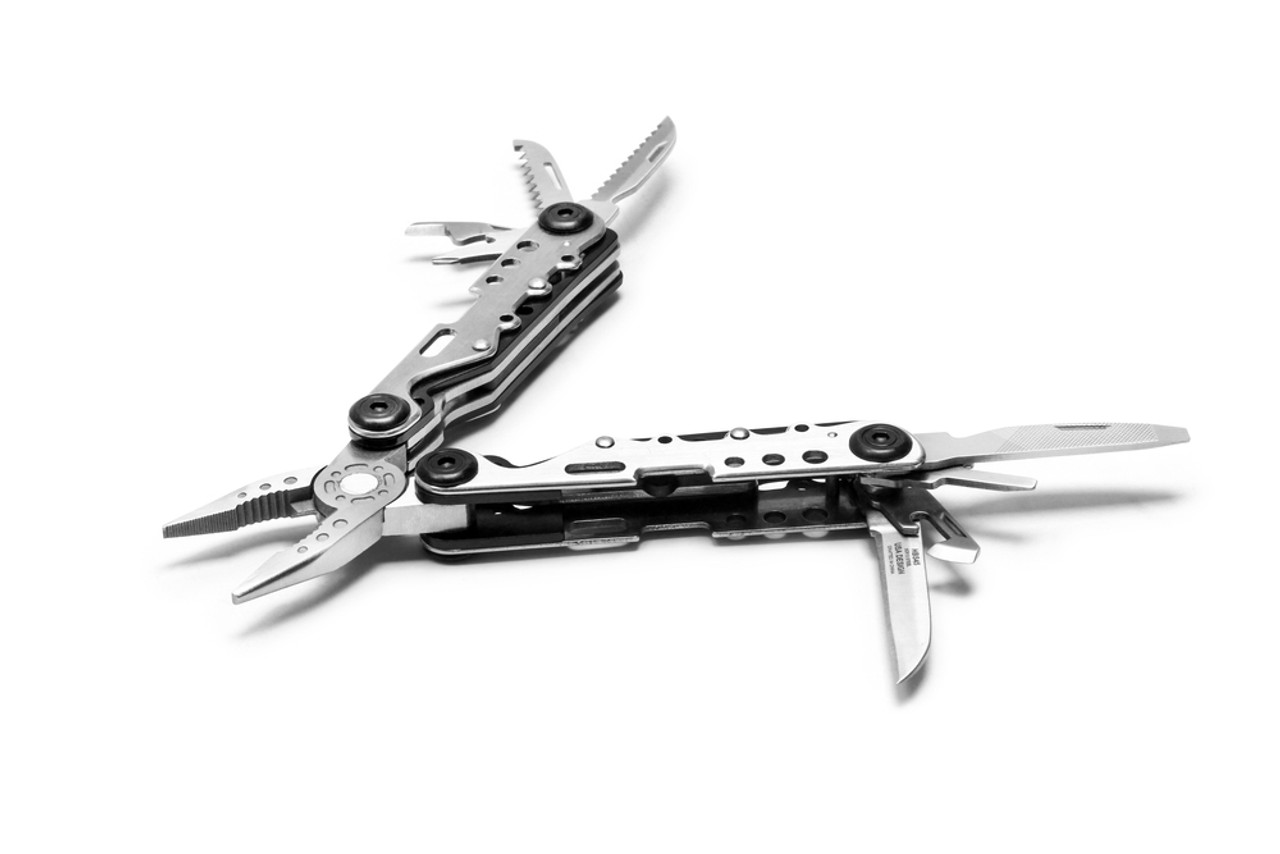 13 Function Multi-Tool TM1452-40