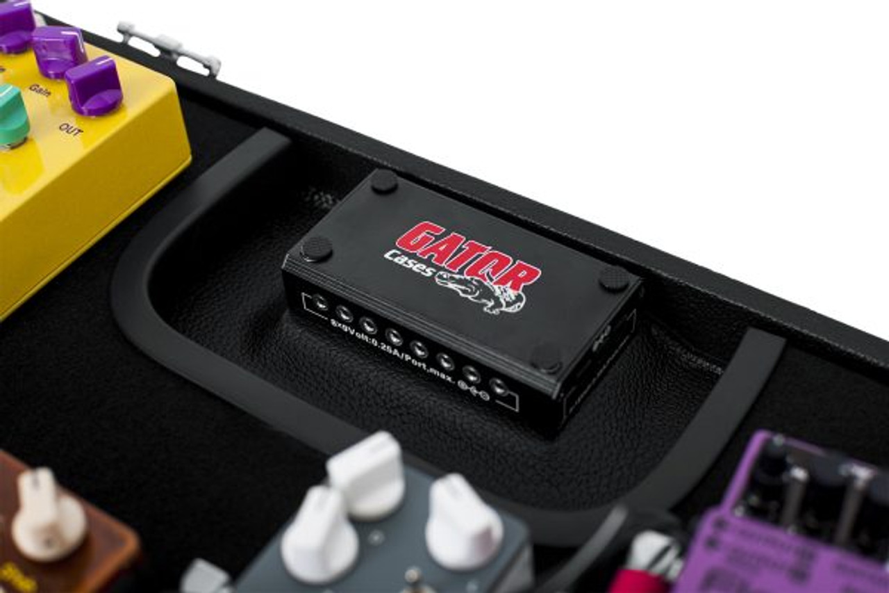 Gator GW-GIGBOXJRPWR Gig-Box Jr. Pedal Board/Guitar Stand Case With Power
