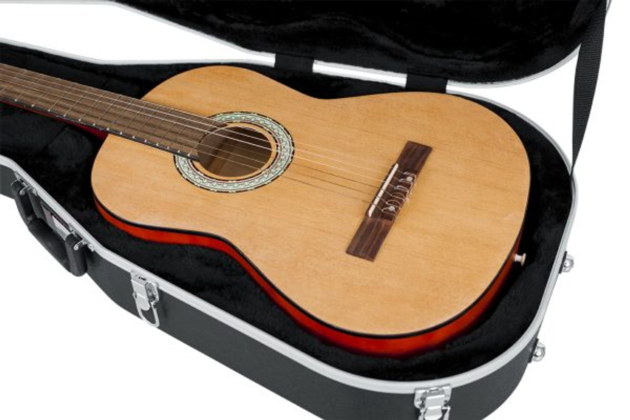 Gator GC-CLASSIC Deluxe Molded Case For Classic Guitars