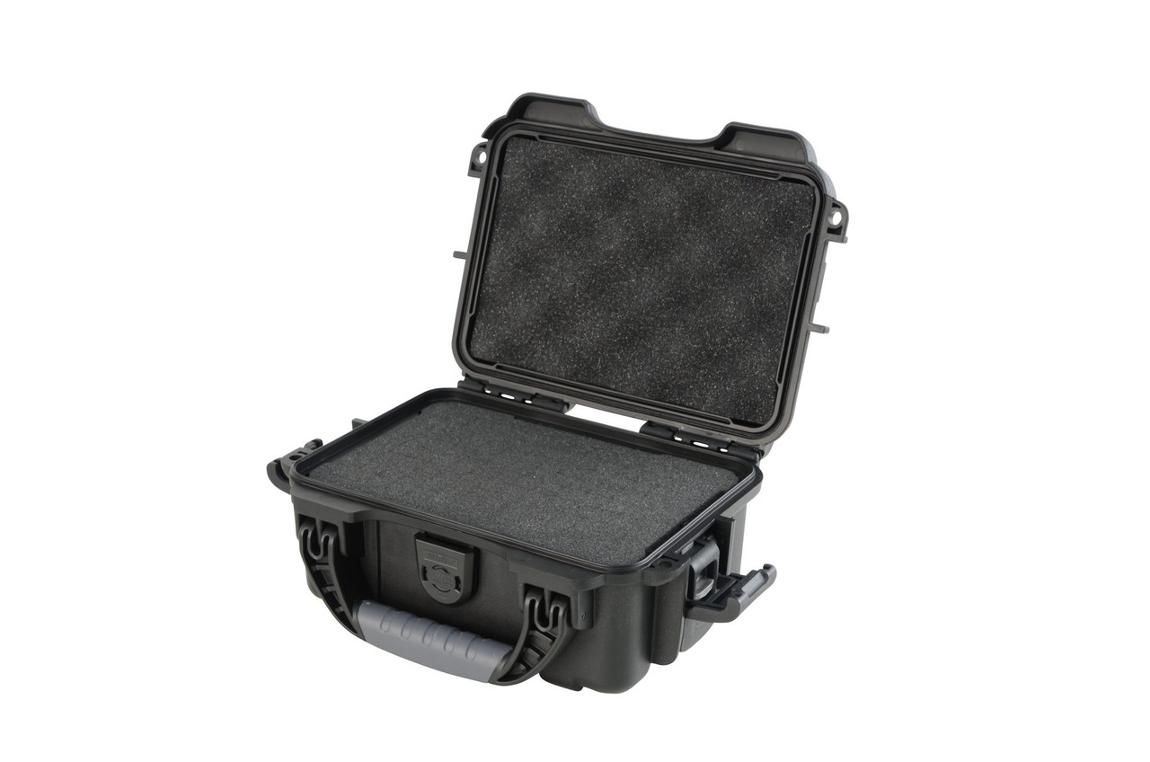 Gator GU-0705-03-WPDF Waterproof Case W/ Diced Foam; 7.4″X4.9″X3.1″