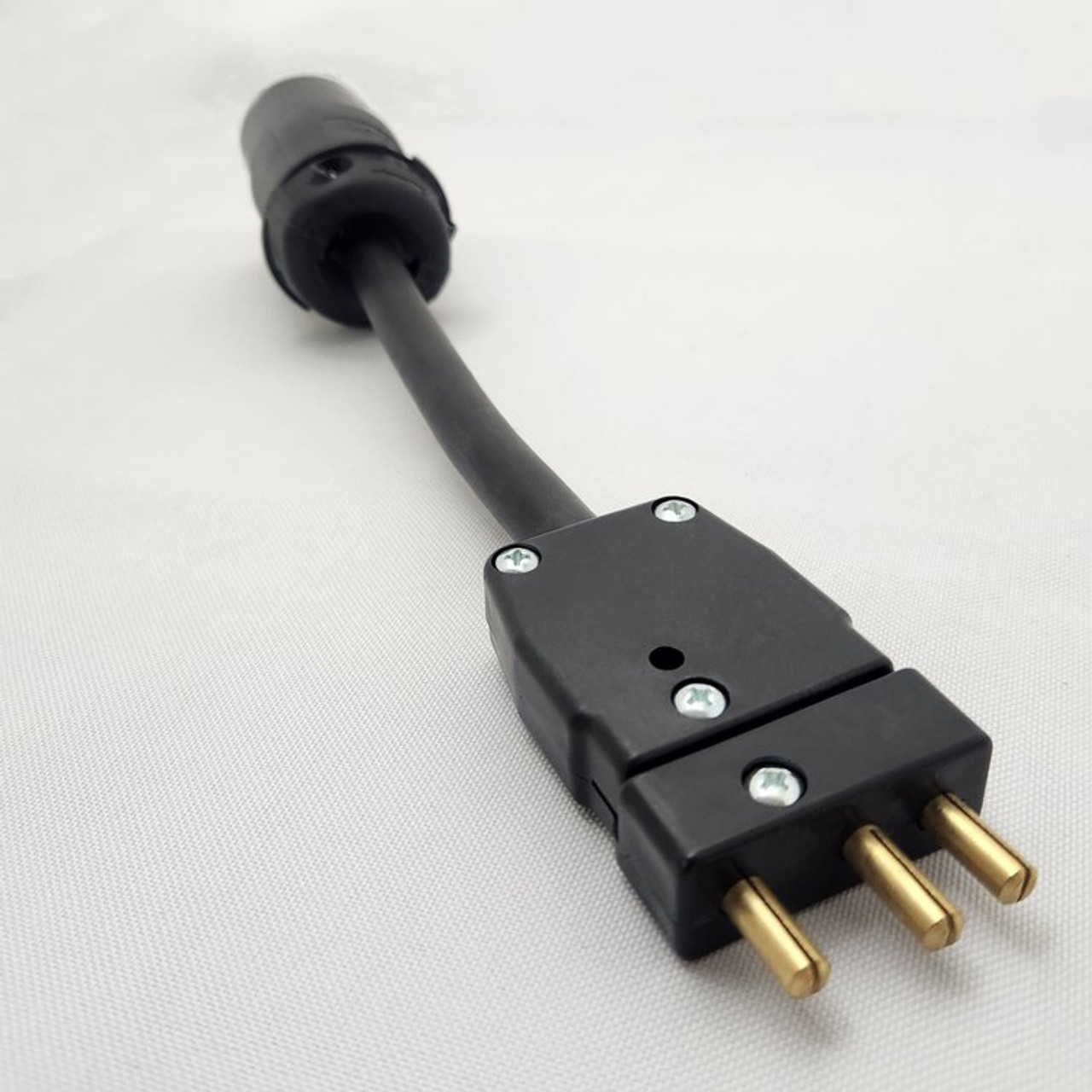 PlugsPlus 20A Female L5-20 Twist to 20A Male Stage Pin (AD2313/20MC)